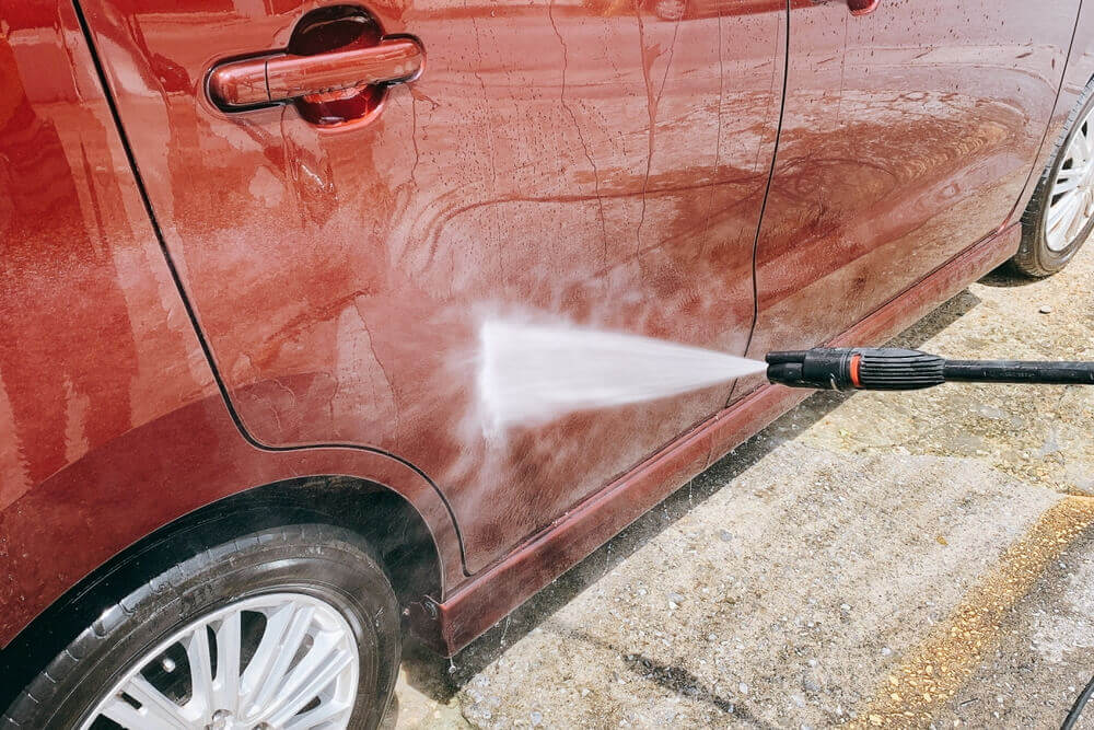 洗車場のナマーや使い方を伝授！洗車場を利用して自分で車を洗ってみよう