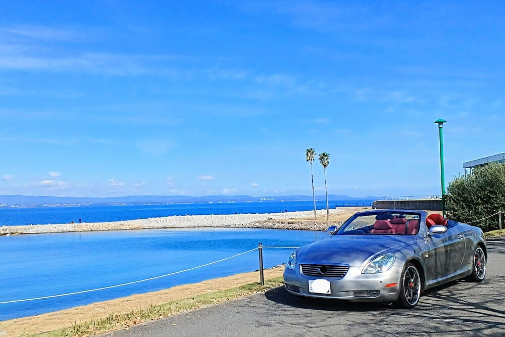 車の塩害対策はどうする？釣りやサーフィンで海に行った後はすぐに洗車しよう！